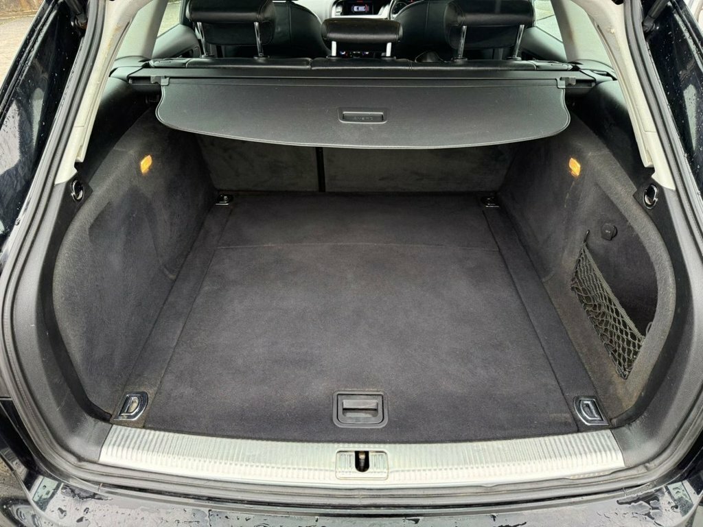 Audi A4 Avant 2L Se Technik Black #6