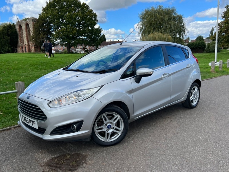 Ford Fiesta Zetec Tdci Silver #2