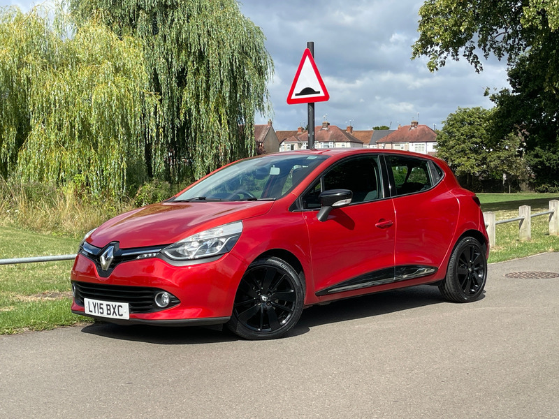 Renault Clio Dynamique S Medianav Energy Red