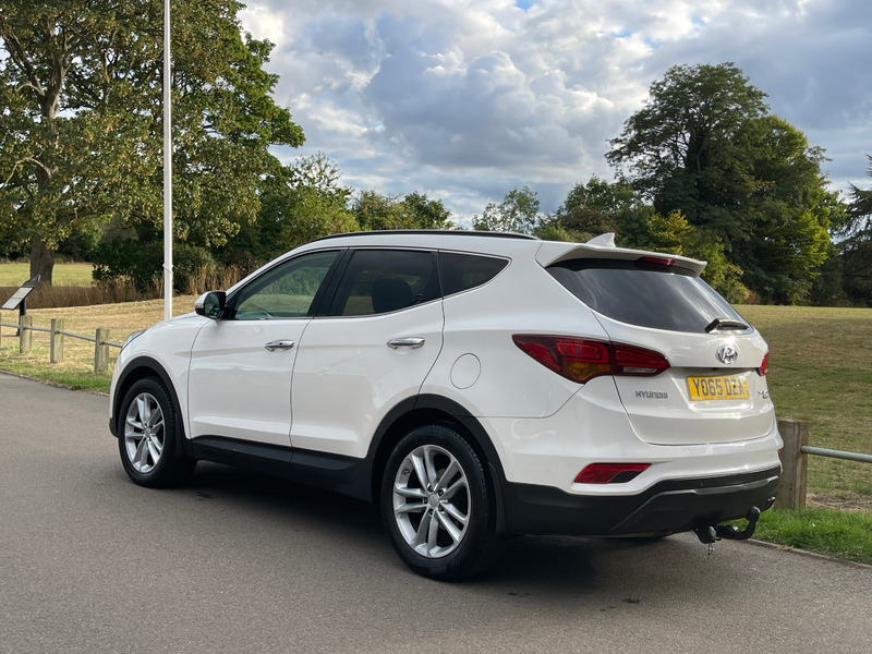Hyundai Santa Fe Crdi Premium Se Blue YO65DZA White #4