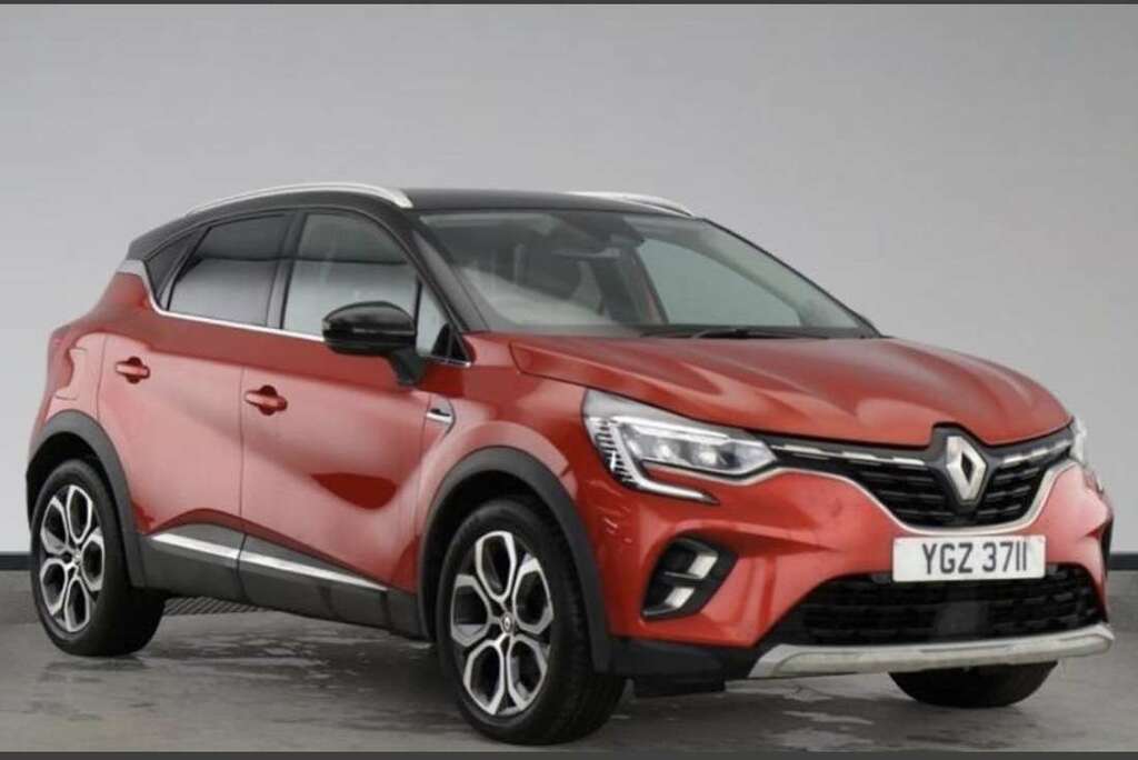 Renault Captur Techno Tce YGZ3711 Red #2