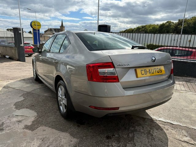 Skoda Octavia 2017 1.0 Tsi Se Hatchback Euro 6 Beige #6