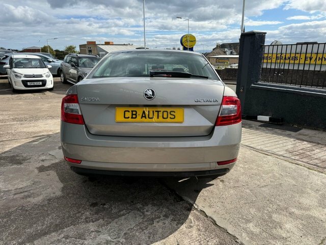 Skoda Octavia 2017 1.0 Tsi Se Hatchback Euro 6 Beige #5