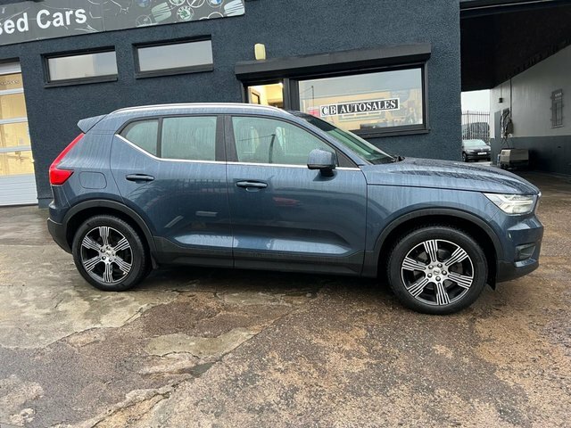 Volvo XC40 2019 2.0 T4 Inscription Suv Awd Eu ST69FHG Blue #3