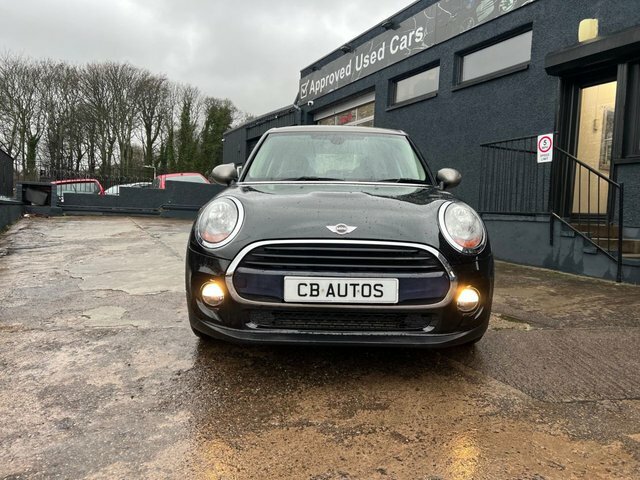 Mini Hatch 2017 1.5 Cooper Seven Hatchback Eu EA17WDS Black #2