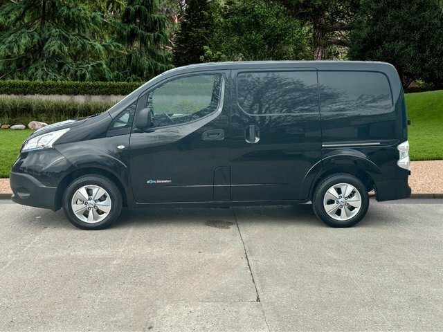 Nissan e-NV200 E Tekna 40Kw 108 Bhp Black #2