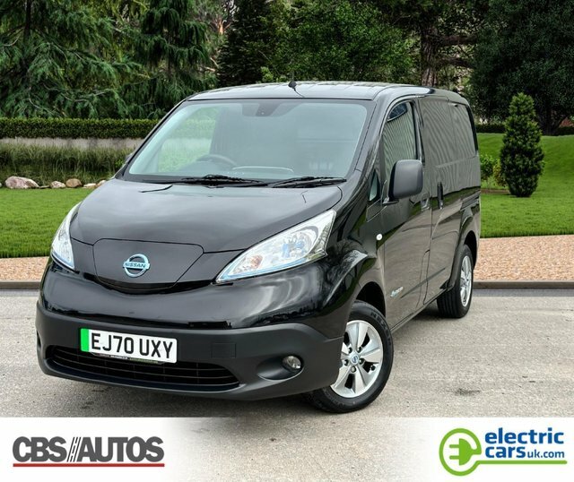 Nissan e-NV200 E Tekna 40Kw 108 Bhp Black