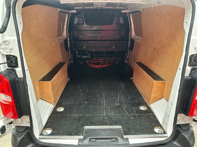 Citroen Dispatch XL 1000 Enterprise 75Kw 135 Bhp WD21RRV White #5