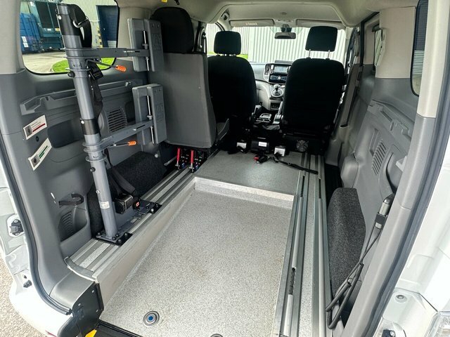Nissan e-NV200 E Evalia Combi Wheelchair Adapted 108 Bhp White #6