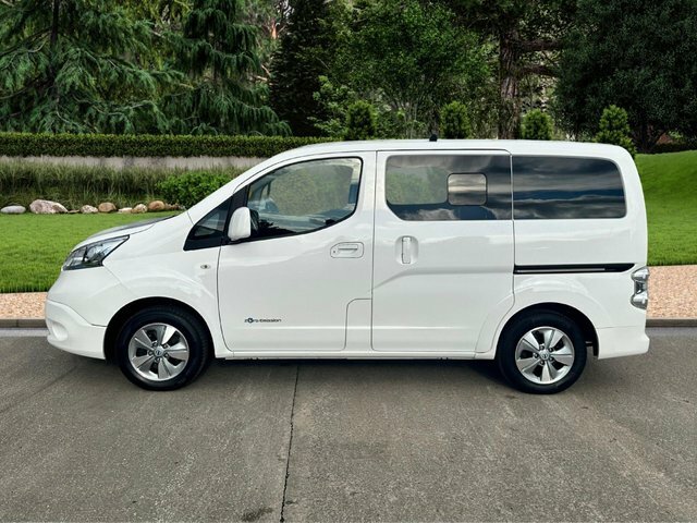Nissan e-NV200 E Evalia Combi Wheelchair Adapted 108 Bhp White #2