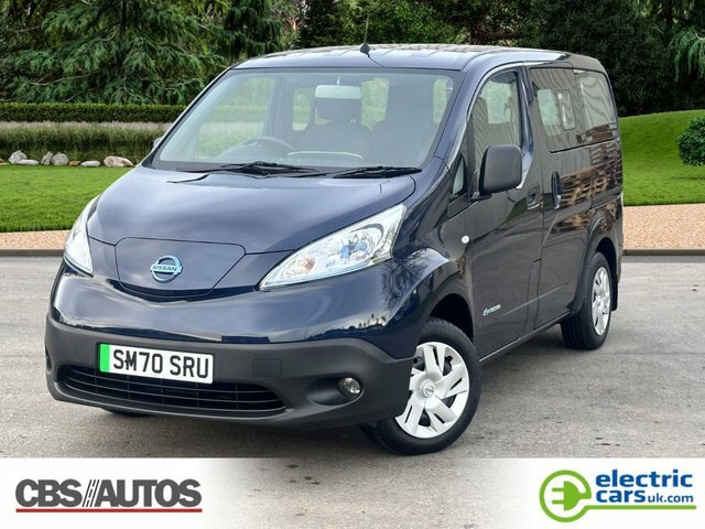 Nissan e-NV200 40Kwh Wheelchair Adapted Acenta Combi Van Double C Blue