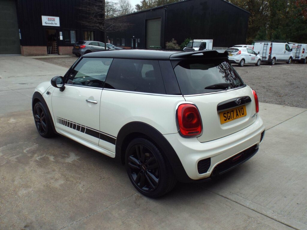 Mini Hatch 1.5 Cooper Euro 6 Ss SG17AYO White #3