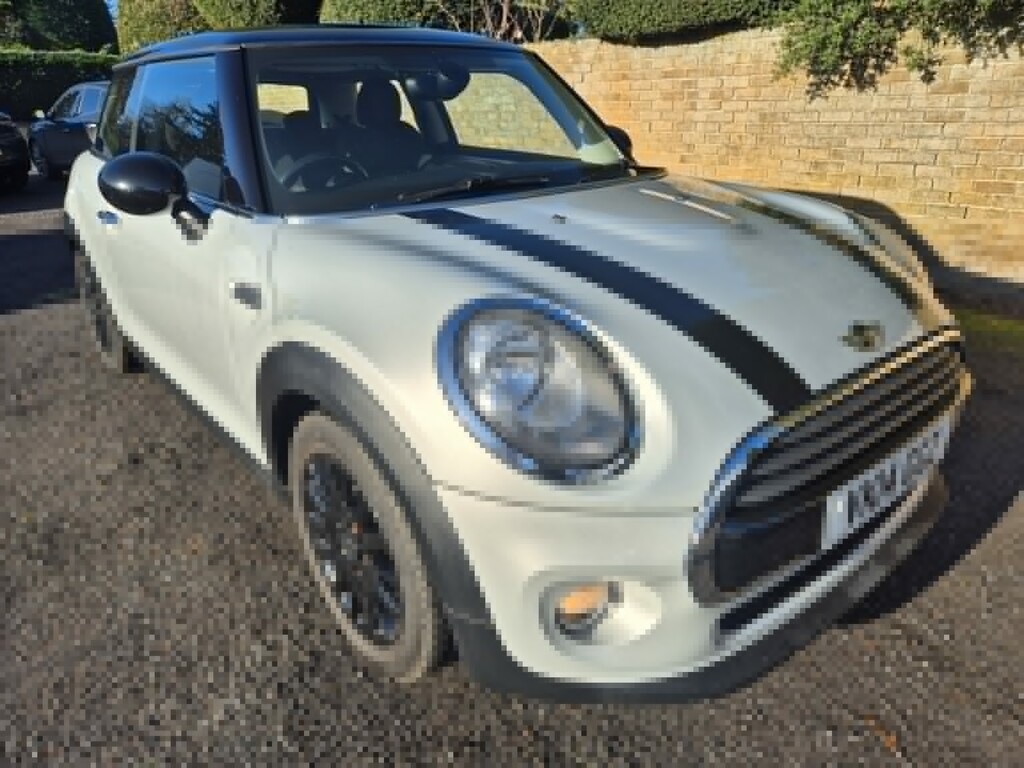 Mini Hatch 1.5 Cooper 3-Door Hatch Silver