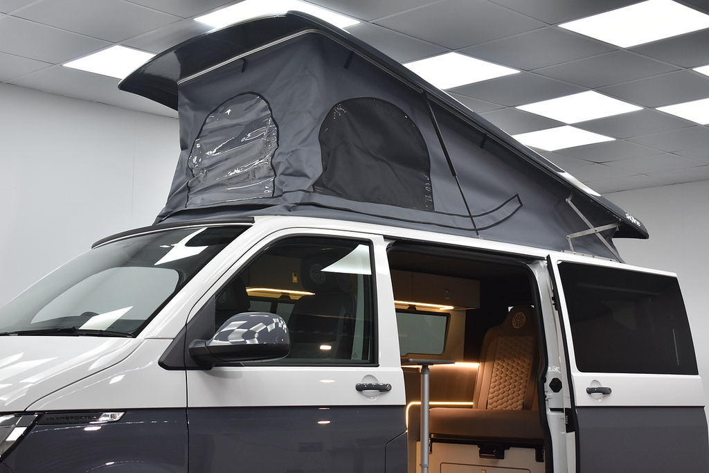 Volkswagen Transporter Mpv NL74YAF White #6