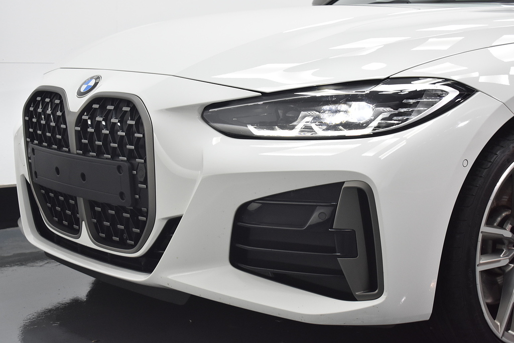 BMW 4 Series Coupe SV21FTL White #6