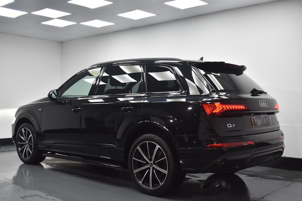 Audi Q7 Suv RK21PRZ Black #4