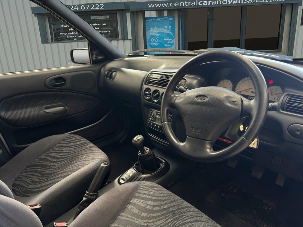 Ford Escort 1.6L Cabaret Silver #6