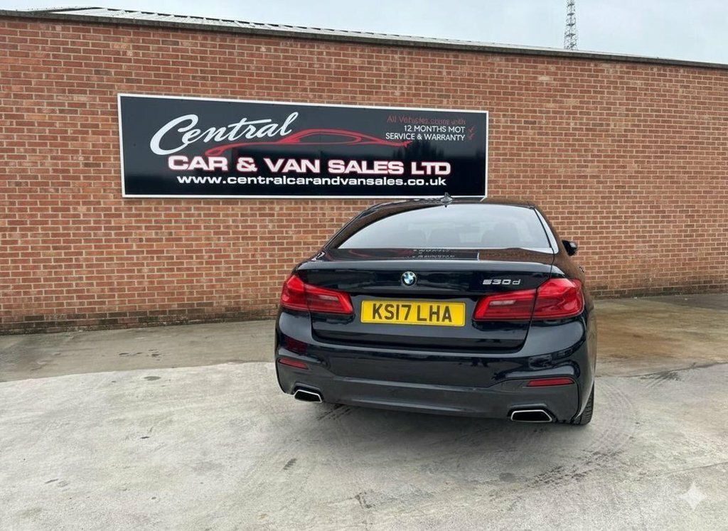 BMW 5 Series 3L M Sport KS17LHA Black #3