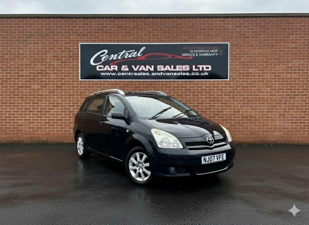 Toyota Corolla Verso 1.8L T Spirit Black