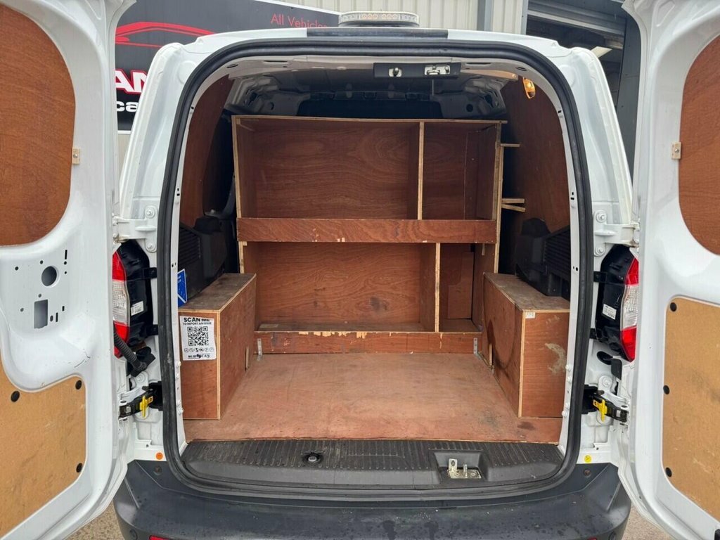 Ford Transit Courier 1L Limited YK69DPJ White #5