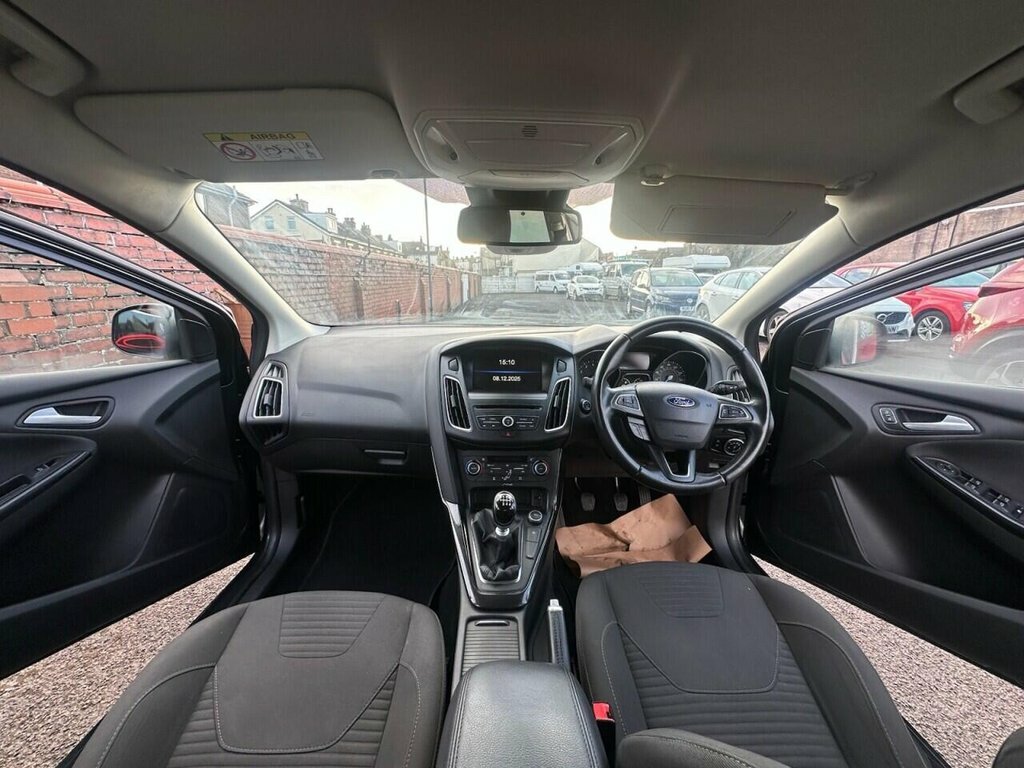 Ford Focus 1L Titanium KU15KHT Grey #3