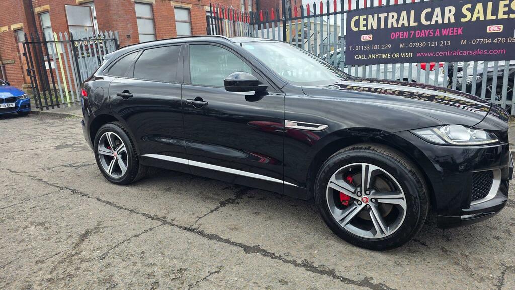 Jaguar F-Pace 3.0 D300 V6 S Awd Euro 6 Ss DK19UOX Black #6