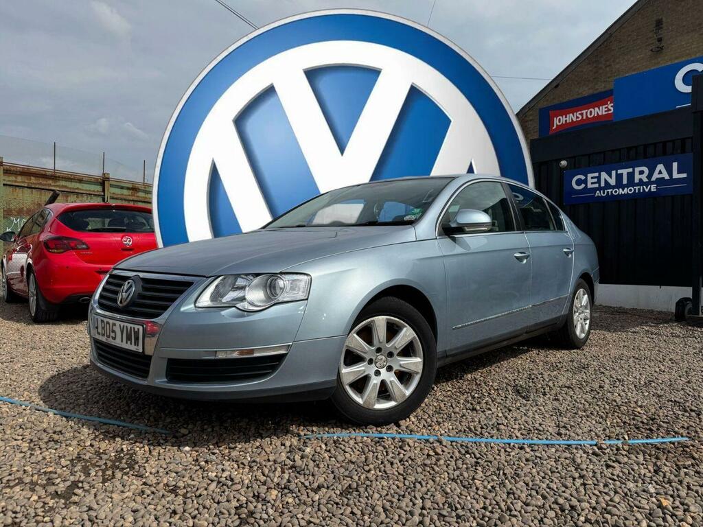 Volkswagen Passat Saloon 1.9 Tdi Pd Se 2005 Blue