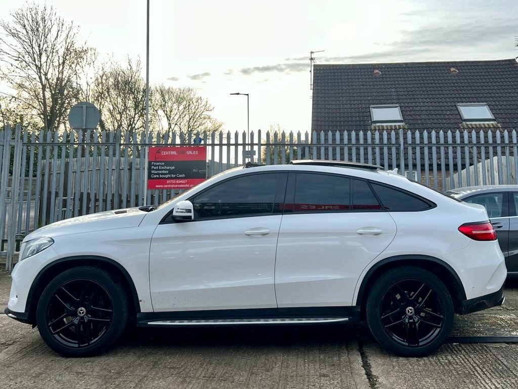 Mercedes-Benz GLE Class 3.0 Gle 350 D 4Matic Amg Line Premium 255 Bhp White #4