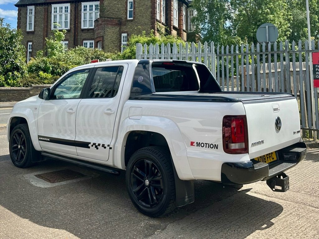 Volkswagen Amarok 3.0 Tdi V6 Bluemotion Tech Highline Pickup Double AO18FFC White #5
