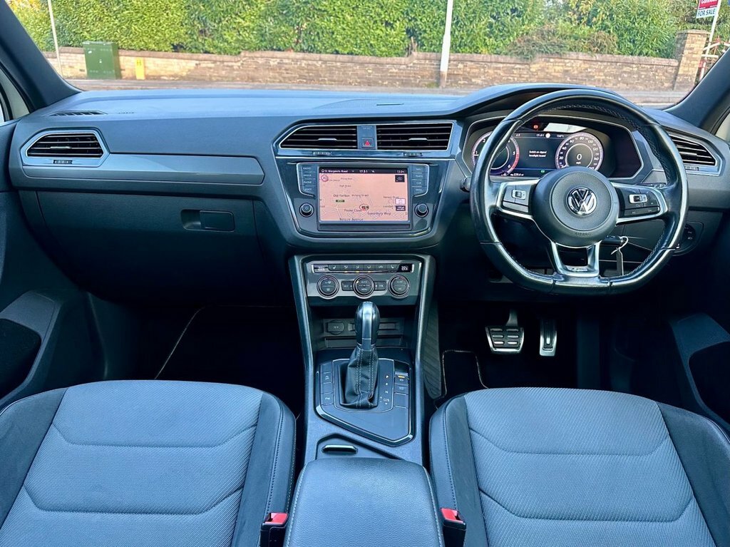 Volkswagen Tiguan 2.0 Tdi Bluemotion Tech R-line Suv Dsg NG17YXC White #2