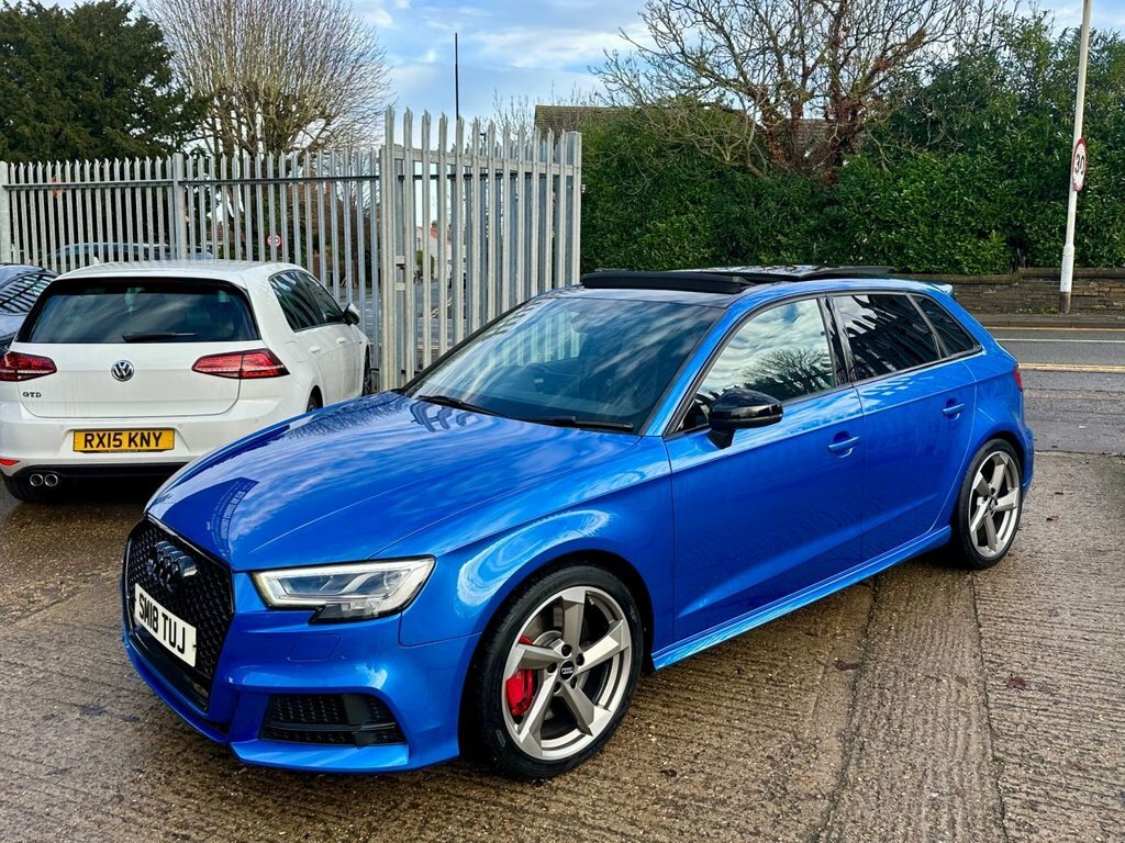 Audi S3 2.0 Tfsi Black Edition Sportback S Tron SM18TUJ Blue #3