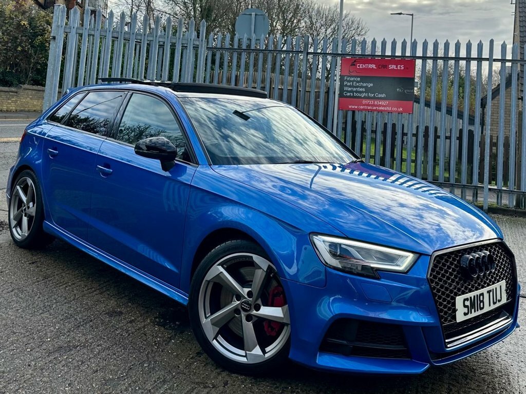 Audi S3 2.0 Tfsi Black Edition Sportback S Tron Blue