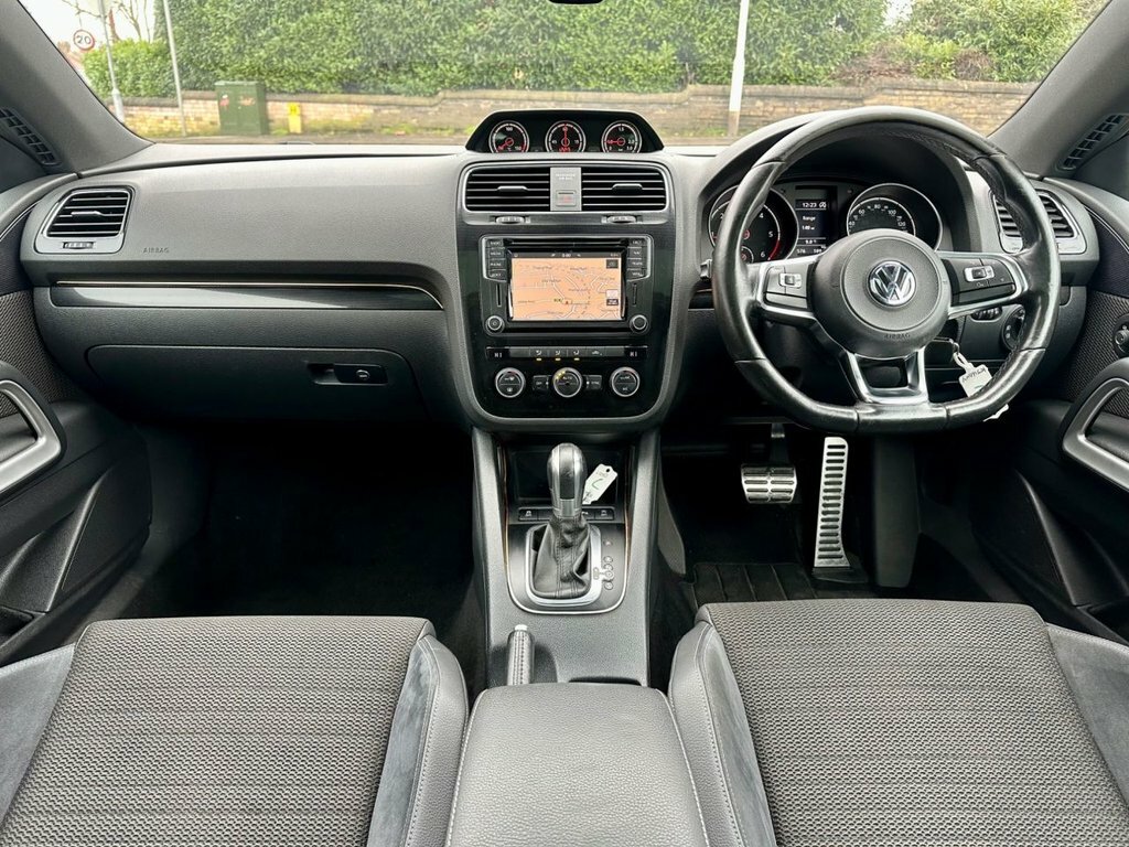 Volkswagen Scirocco 2.0 Tdi Bluemotion Tech Gt Hatchback Ds KJ16OVY White #2