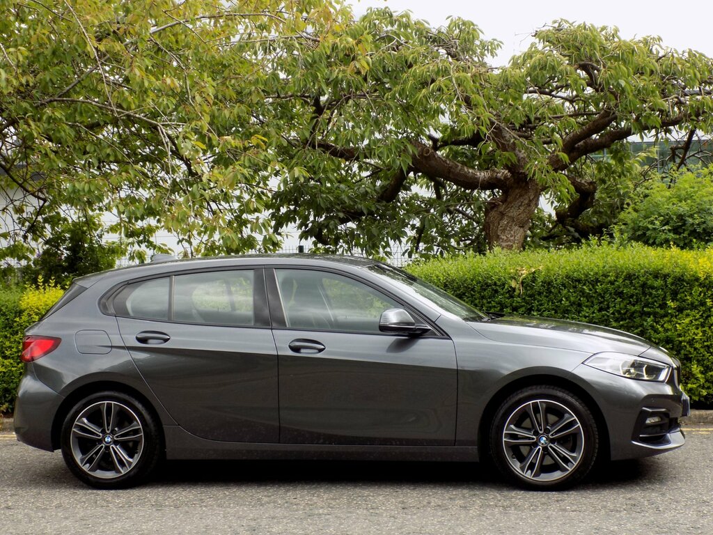 BMW 1 Series 118D Sport 5-Door DA69EGK Grey #2