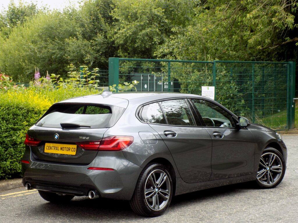BMW 1 Series 118D Sport 5-Door DA69EGK Grey #3