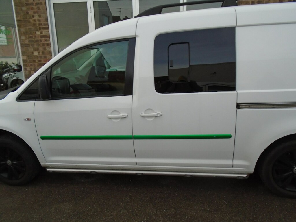 Volkswagen Caddy Maxi 1.6 Tdi Bluemotion Tech 102Ps Panel Van KU11PZV White #3