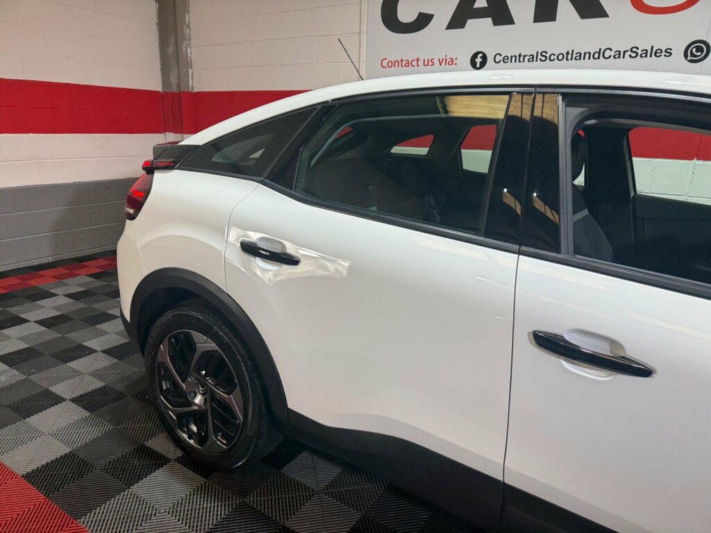 Citroen C4 1.2 Puretech Sense Euro 6 Ss SL72FAU White #3