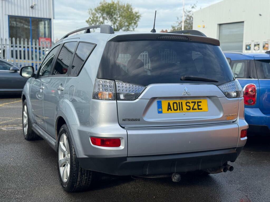 Mitsubishi Outlander 2.2 Di-d Gx3 Fwd Euro 5 Silver #3