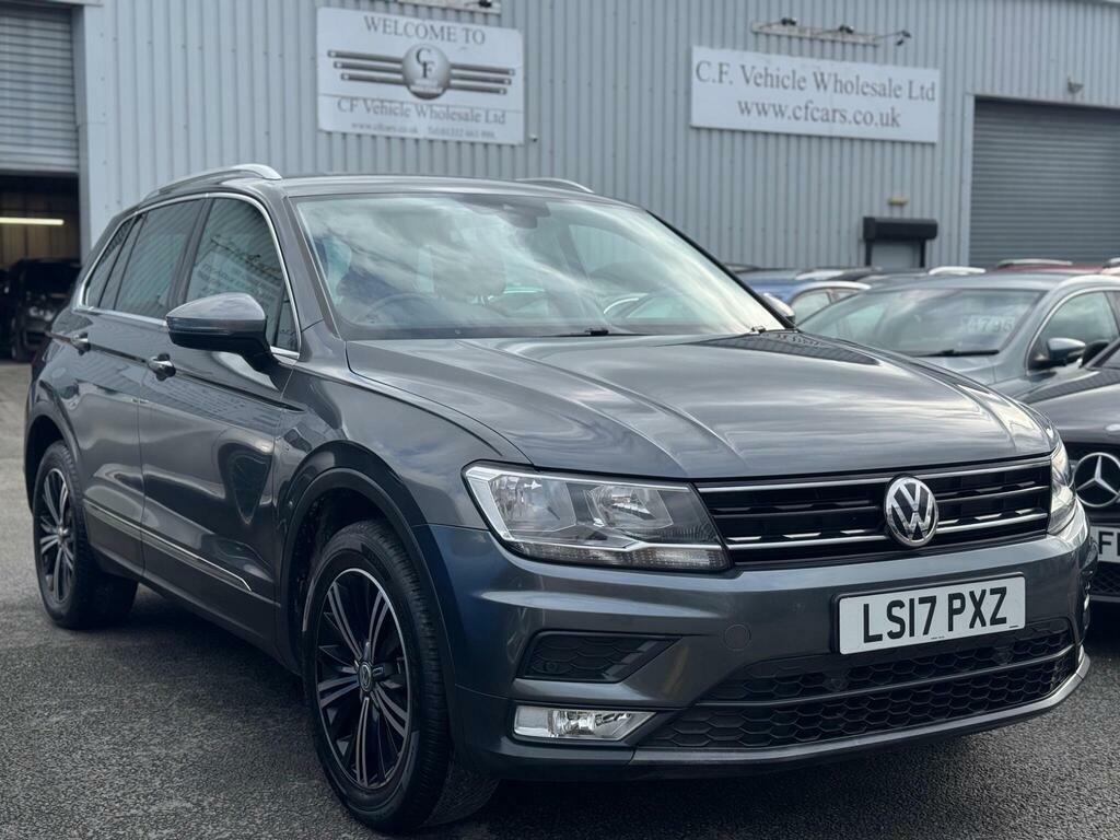 Volkswagen Tiguan 2.0 Tdi Bluemotion Tech Se Navigation 4Motion Euro Grey