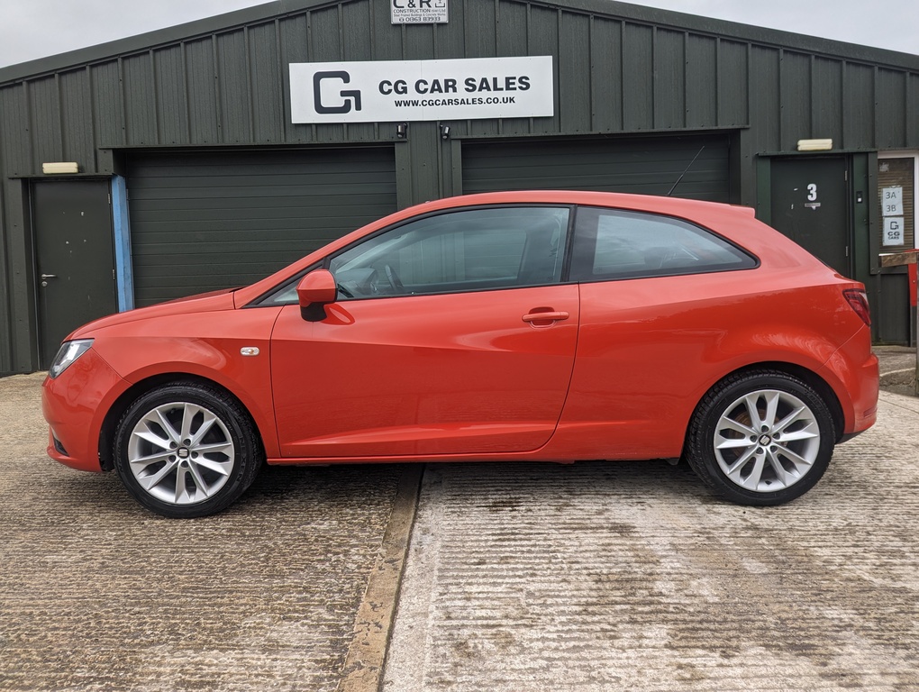 Seat Ibiza 1.0 Vista Sport Coupe  #2