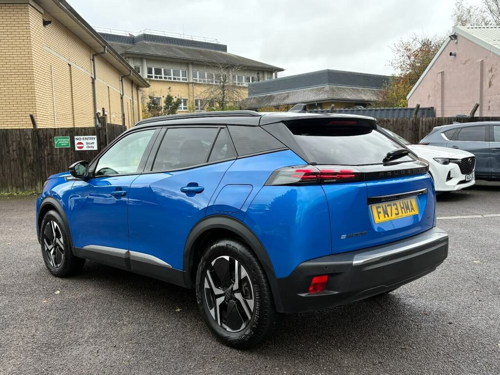 Peugeot e-2008 54Kwh Gt Suv 7Kw Charger 156 Blue #4
