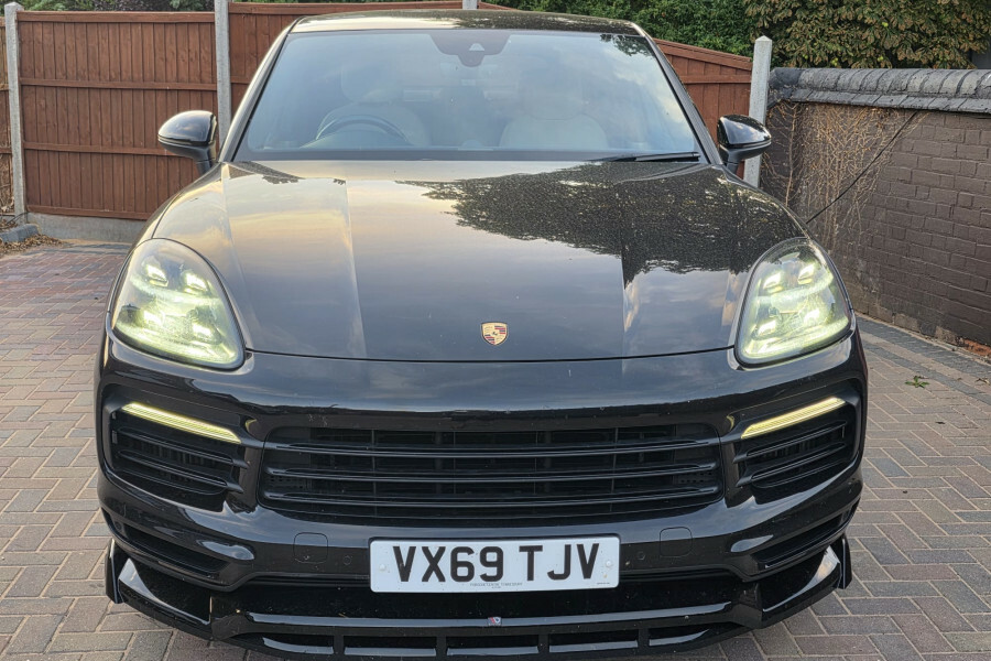 Porsche Cayenne Suv VX69TJV Black #3