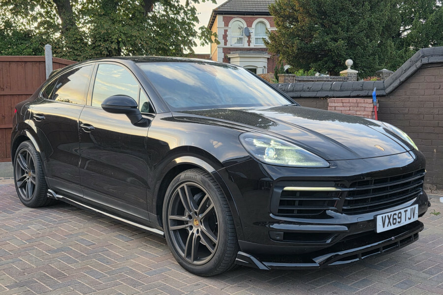 Porsche Cayenne Suv VX69TJV Black #4
