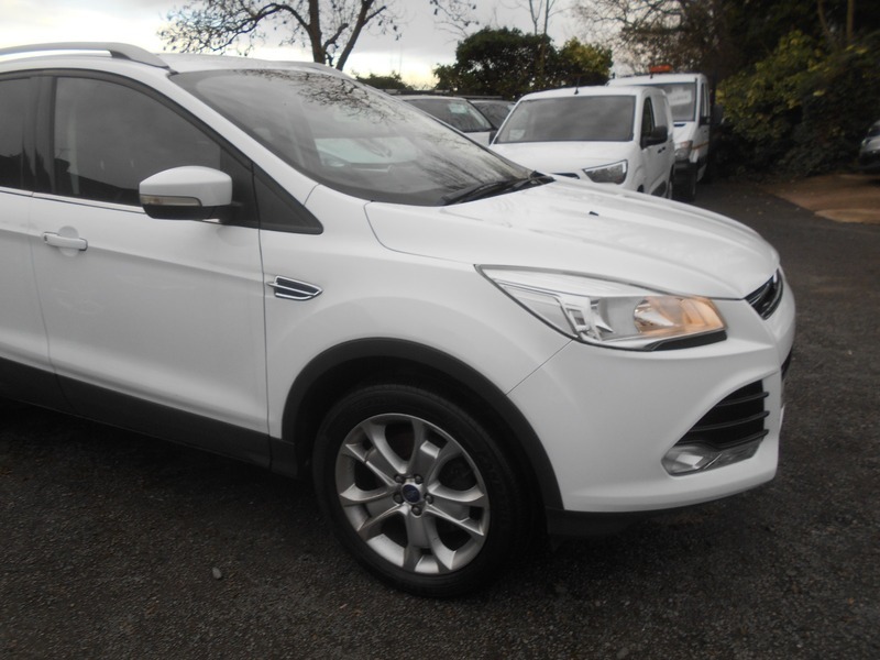 Ford Kuga Titanium Tdci ML15CZF White #6