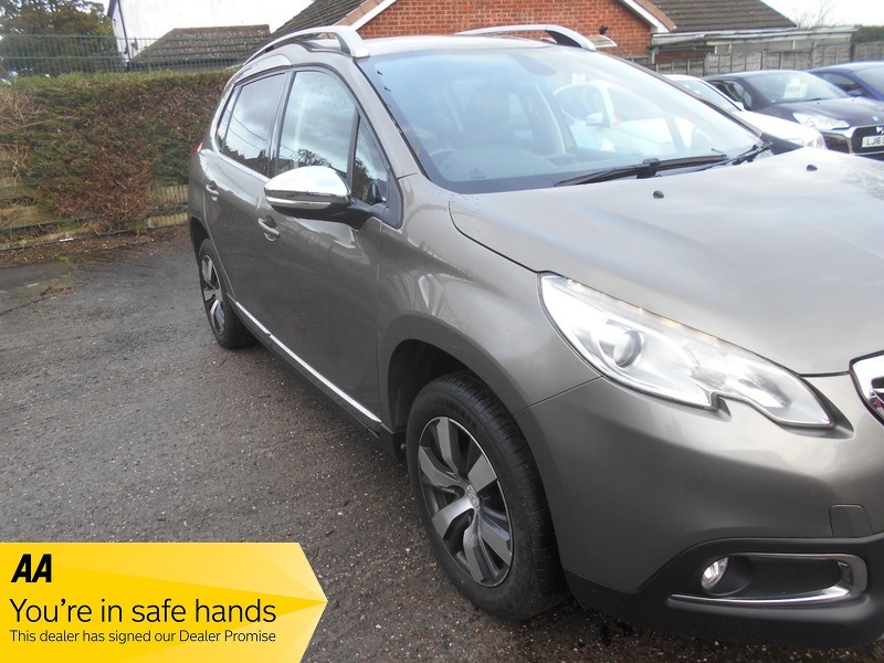 Peugeot 2008 Blue Hdi Allure SC15ZXS Grey #2
