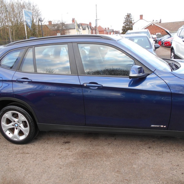 BMW X1 Sdrive18d Se Blue #4