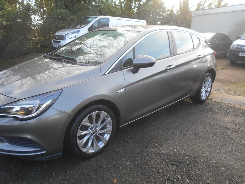 Vauxhall Astra Design Cdti DP16OLC Grey #3