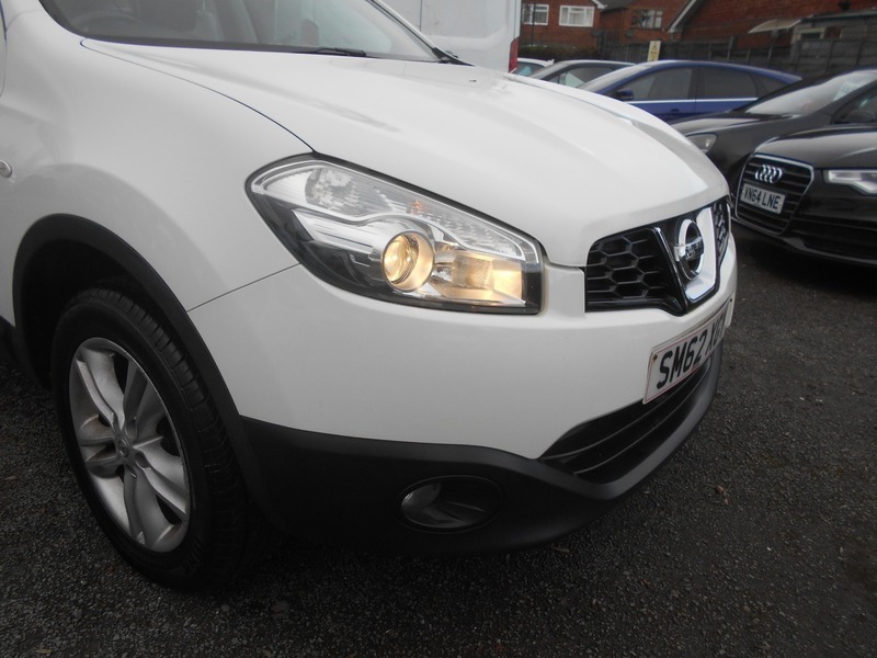 Nissan Qashqai Acenta White #5
