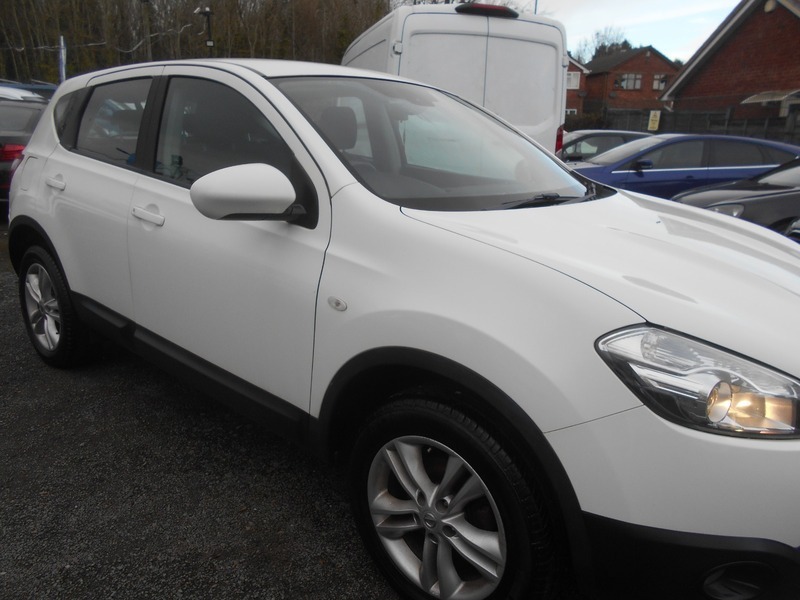 Nissan Qashqai Acenta White #6