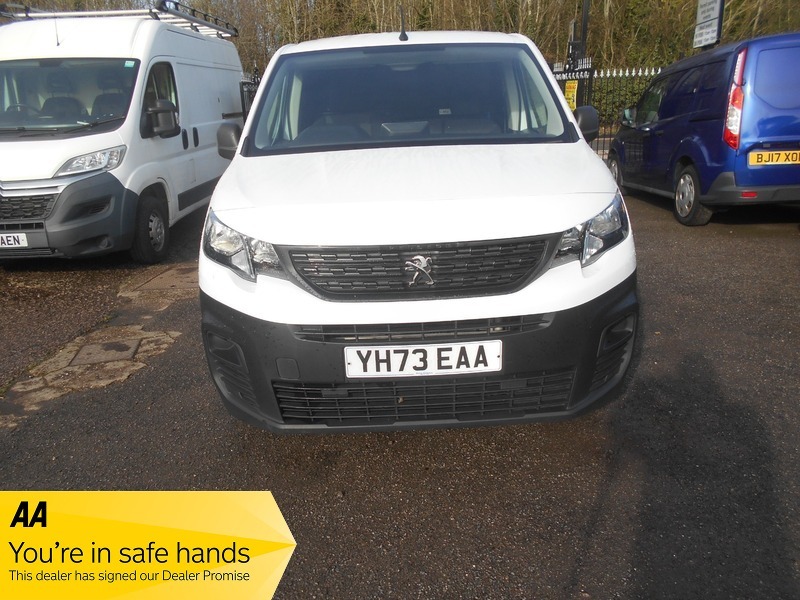 Peugeot Partner 2023 Bluehdi Professional Premium White